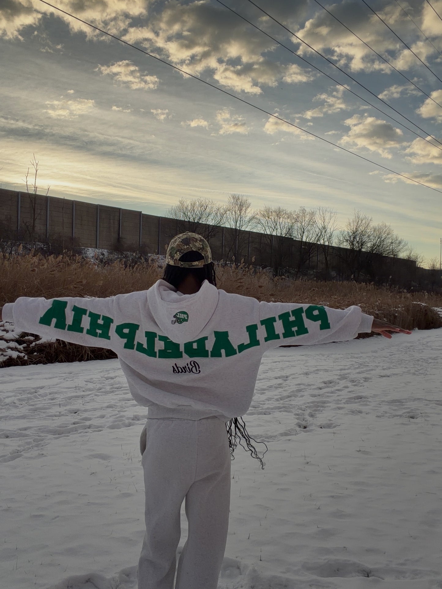 The Birdie Babe Sweatshirt: Ash Grey