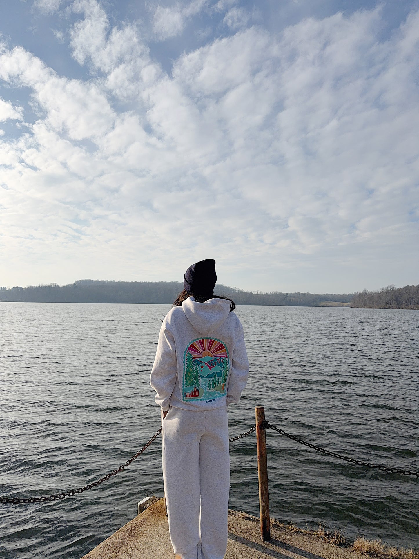 Ash Grey Getaway Sweatshirt – Cozy Winter Sweatshirt