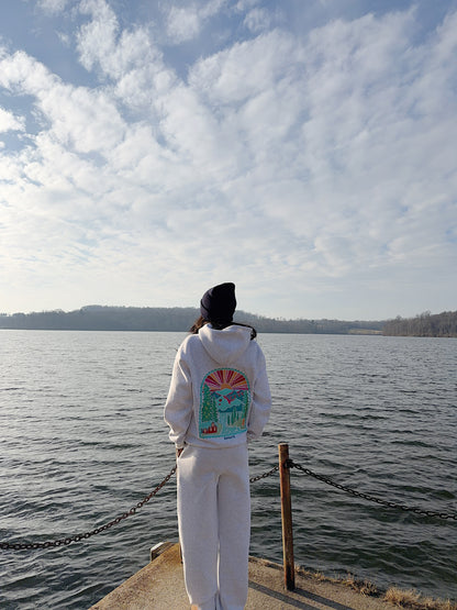 Ash Grey Getaway Sweatshirt – Cozy Winter Sweatshirt