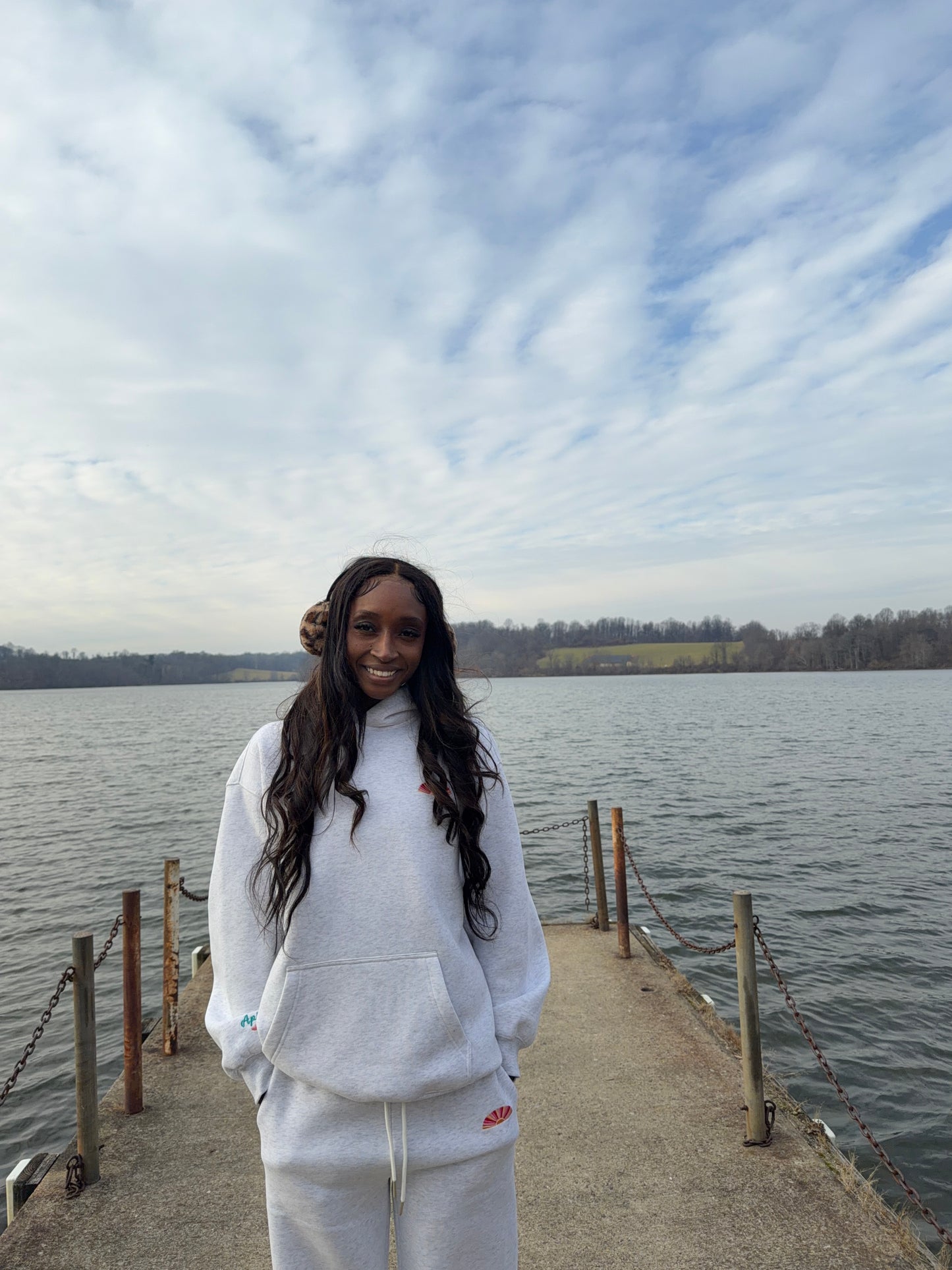 Ash Grey Getaway Sweatshirt – Cozy Winter Sweatshirt